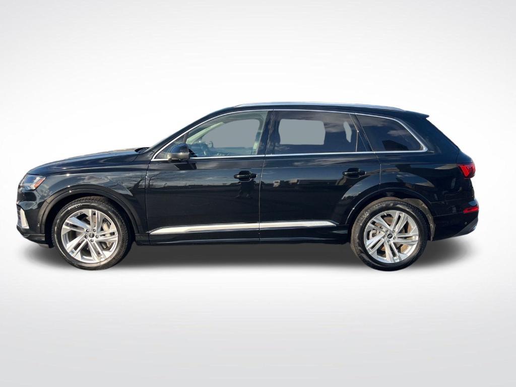 used 2023 Audi Q7 car, priced at $60,599