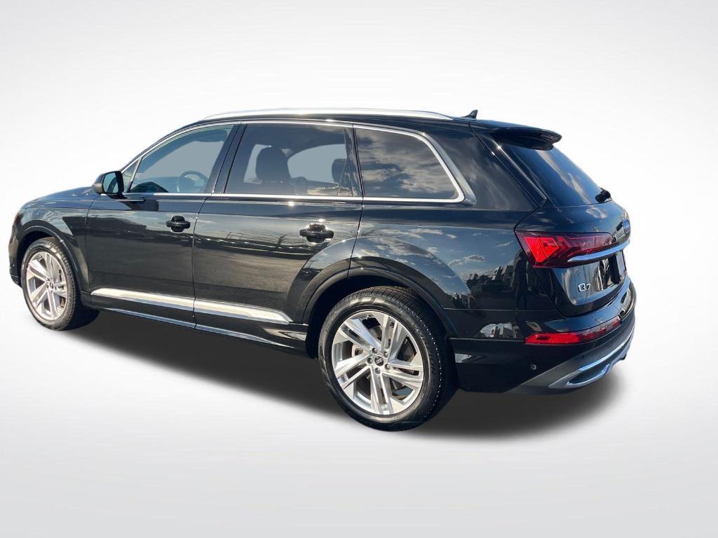 used 2023 Audi Q7 car, priced at $60,599