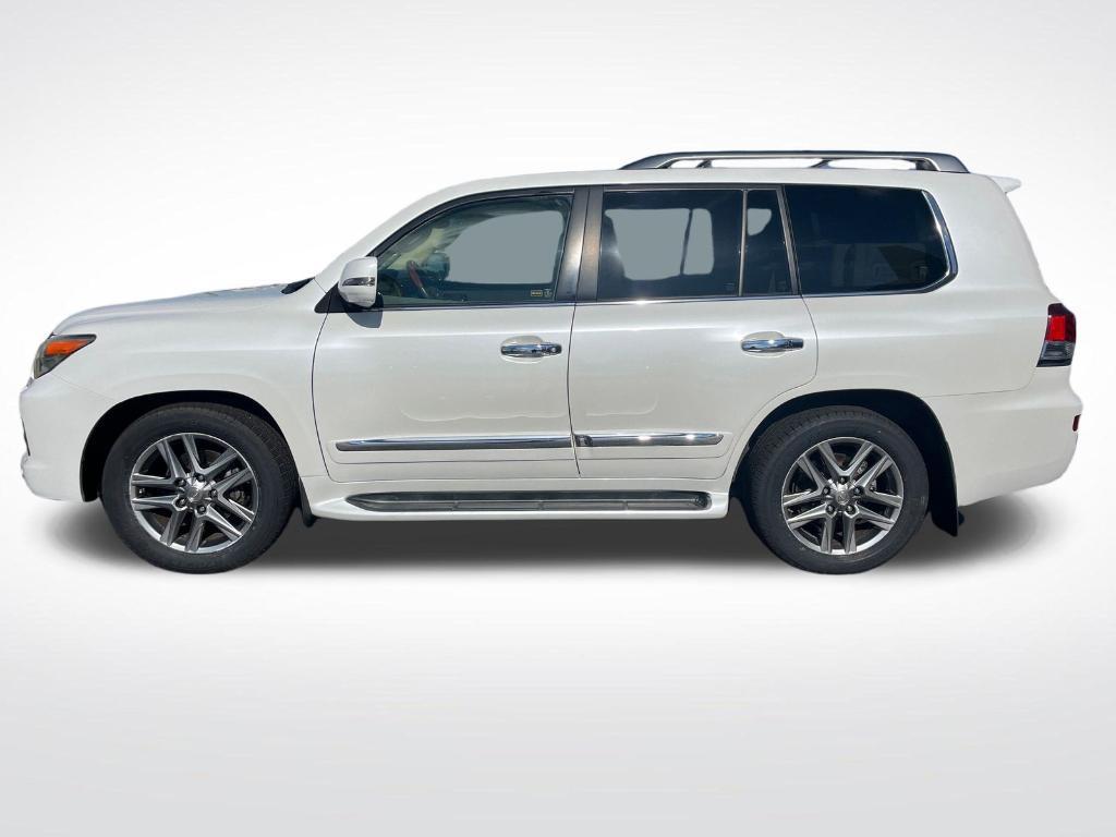 used 2013 Lexus LX 570 car, priced at $30,720