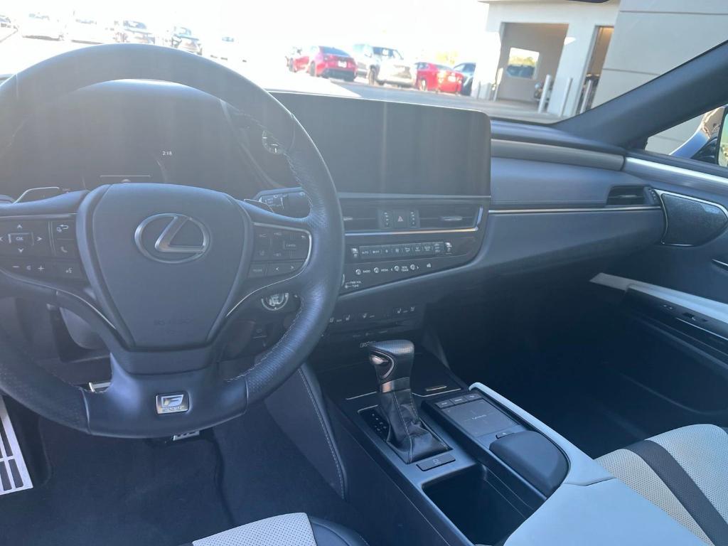 used 2022 Lexus ES 350 car, priced at $40,853