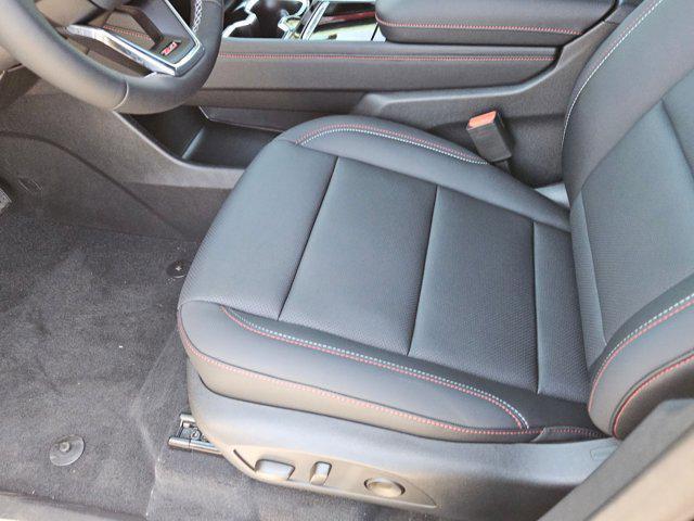 new 2025 Chevrolet Traverse car, priced at $55,880