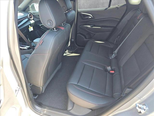new 2025 Chevrolet Trax car, priced at $27,075