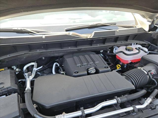 new 2025 Chevrolet Silverado 1500 car, priced at $39,010