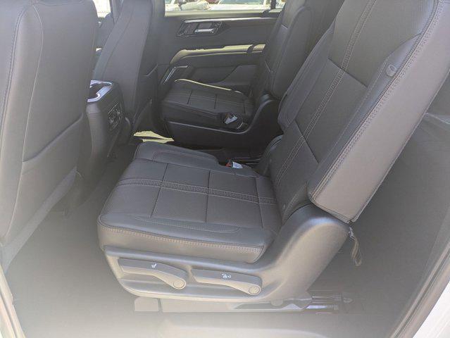 new 2025 Chevrolet Suburban car, priced at $92,161