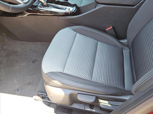 new 2025 Chevrolet Trax car, priced at $24,110
