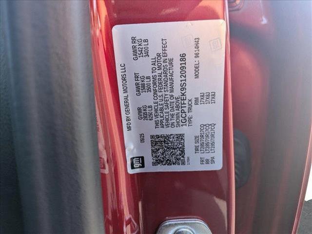 new 2025 Chevrolet Colorado car, priced at $54,042