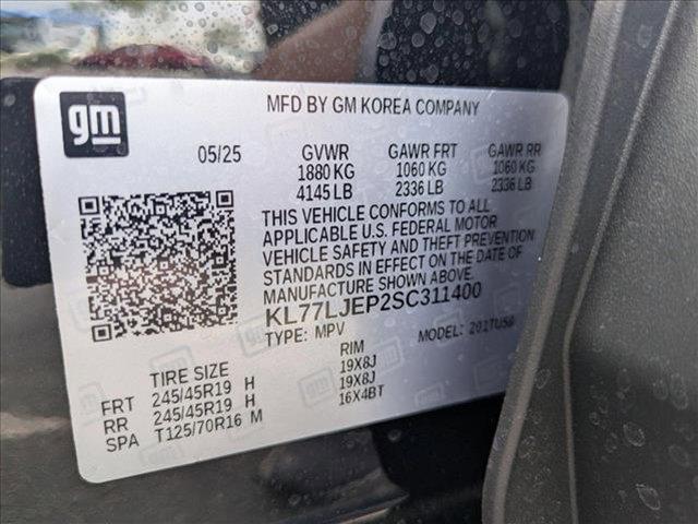 new 2025 Chevrolet Trax car, priced at $27,075