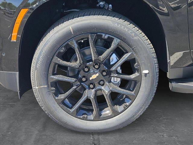 new 2025 Chevrolet Suburban car, priced at $81,918