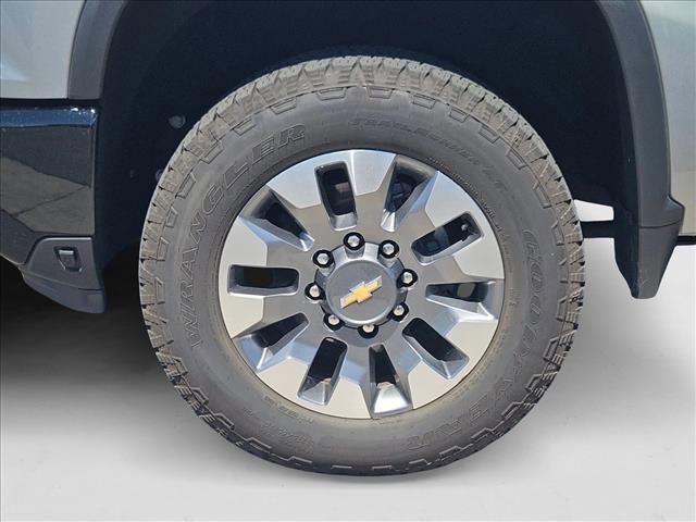 used 2024 Chevrolet Silverado 2500 car, priced at $56,418