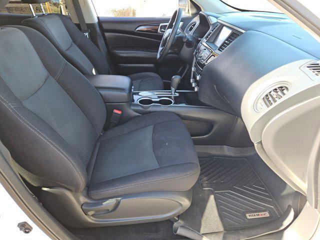 used 2020 Nissan Pathfinder car, priced at $18,971