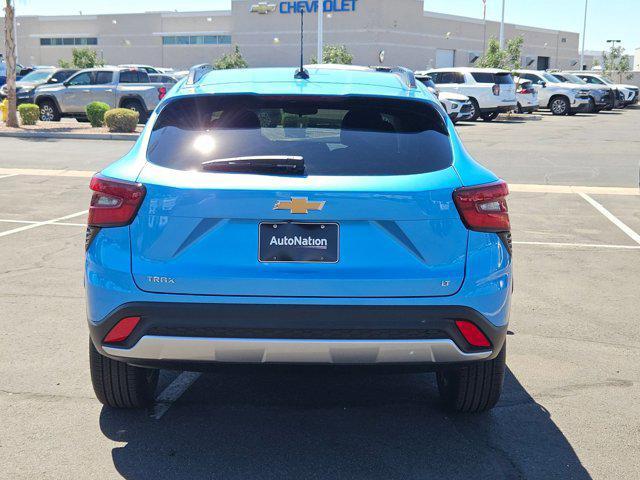 new 2025 Chevrolet Trax car, priced at $24,355