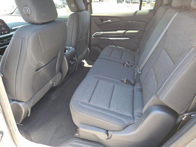 new 2025 Chevrolet Traverse car, priced at $45,445