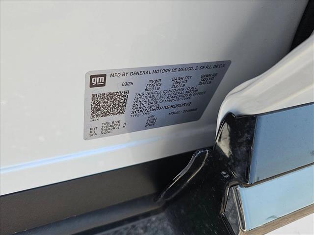 new 2025 Chevrolet Equinox EV car, priced at $39,685