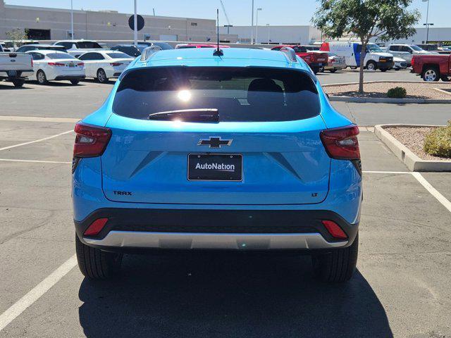 new 2025 Chevrolet Trax car, priced at $24,355