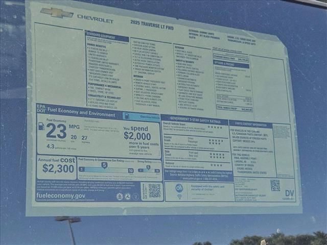 new 2025 Chevrolet Traverse car, priced at $41,005