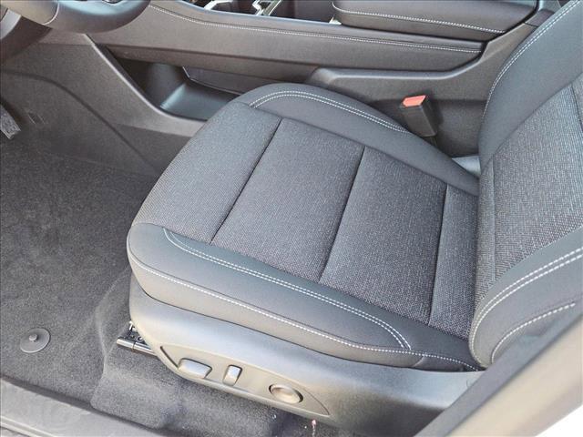 new 2025 Chevrolet Traverse car, priced at $41,005
