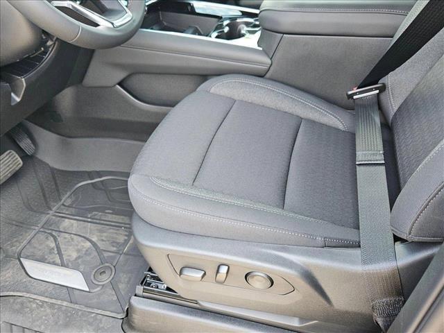 new 2025 Chevrolet Suburban car, priced at $68,761