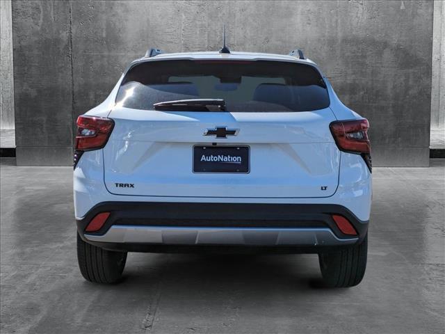 new 2025 Chevrolet Trax car, priced at $25,007