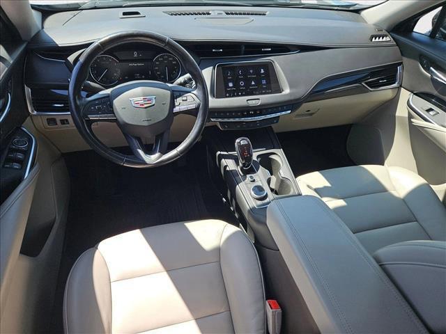 used 2022 Cadillac XT4 car, priced at $28,441