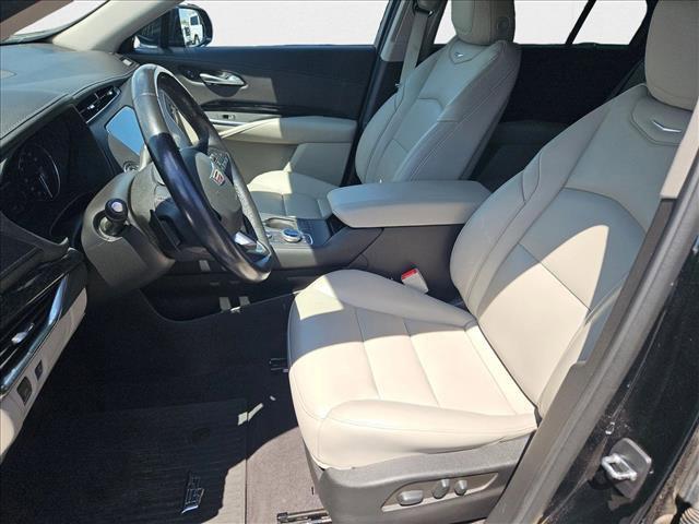 used 2022 Cadillac XT4 car, priced at $28,441