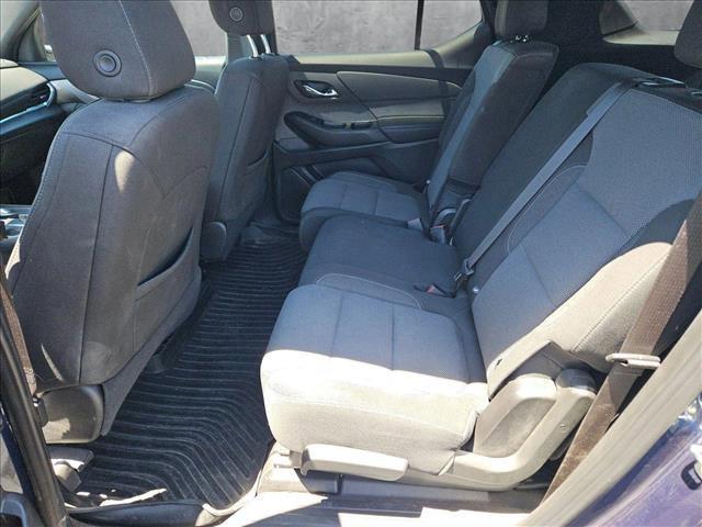 used 2022 Chevrolet Traverse car, priced at $25,271