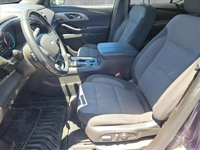used 2022 Chevrolet Traverse car, priced at $25,271