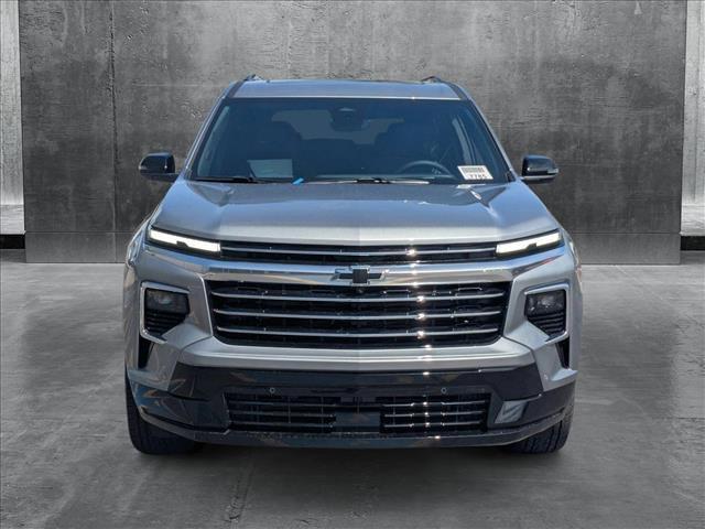 new 2025 Chevrolet Traverse car, priced at $52,612