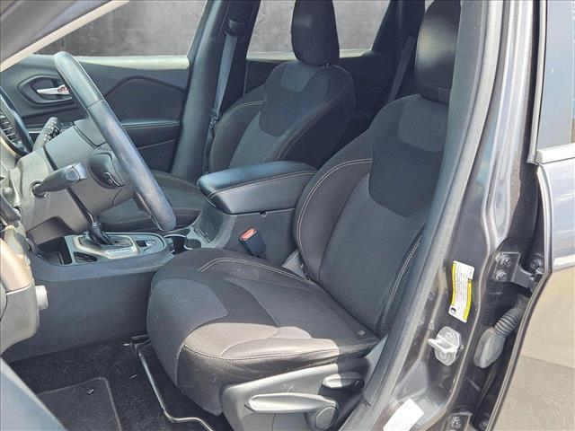 used 2015 Jeep Cherokee car, priced at $15,977