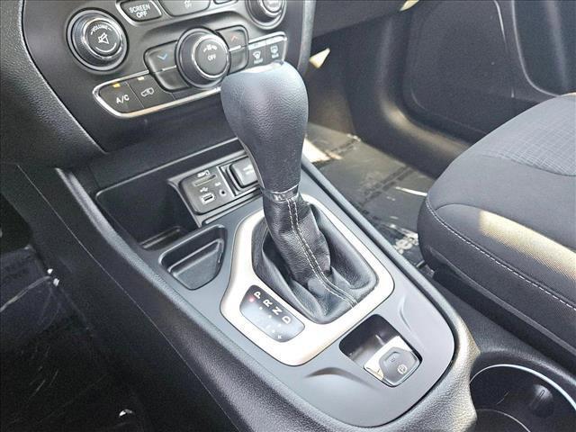 used 2015 Jeep Cherokee car, priced at $14,997