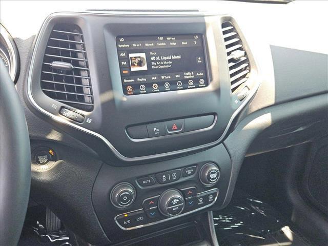 used 2019 Jeep Cherokee car, priced at $17,214