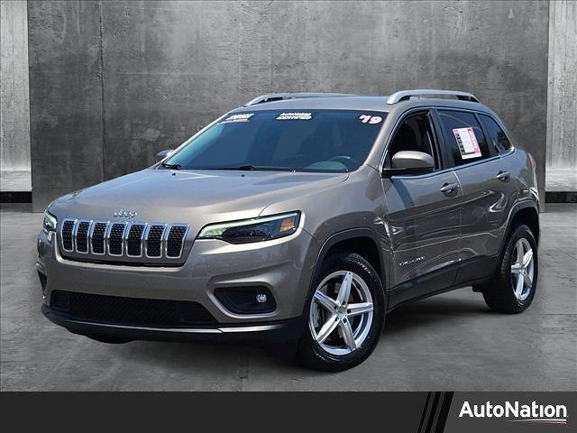 used 2019 Jeep Cherokee car, priced at $17,214