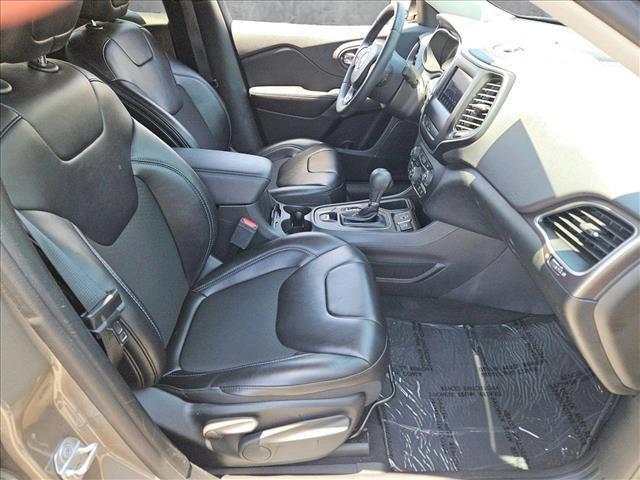 used 2019 Jeep Cherokee car, priced at $17,214