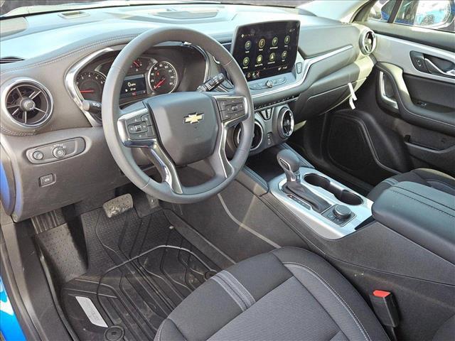 new 2025 Chevrolet Blazer car, priced at $33,672