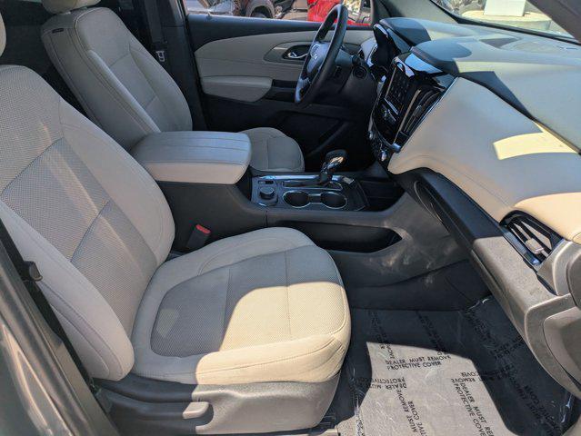 used 2023 Chevrolet Traverse car, priced at $29,681