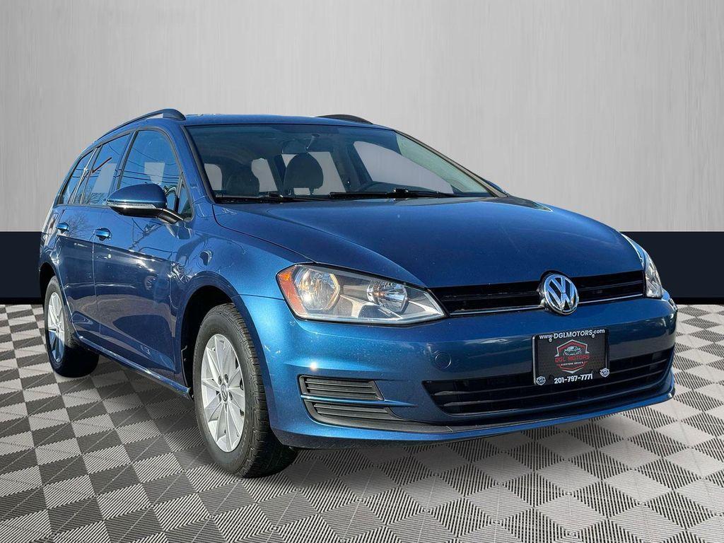 used 2017 Volkswagen Golf SportWagen car, priced at $10,095
