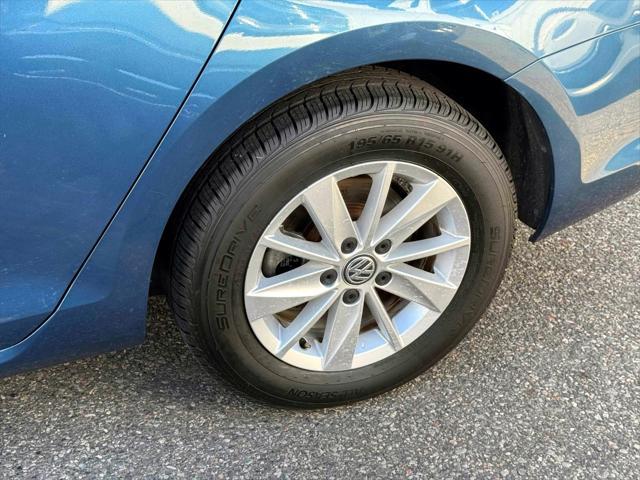 used 2017 Volkswagen Golf SportWagen car, priced at $11,611
