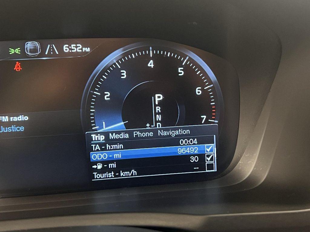 used 2018 Volvo XC90 car, priced at $15,995