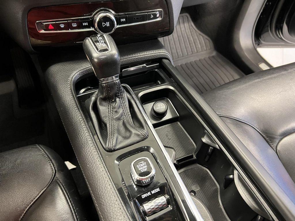 used 2018 Volvo XC90 car, priced at $15,995