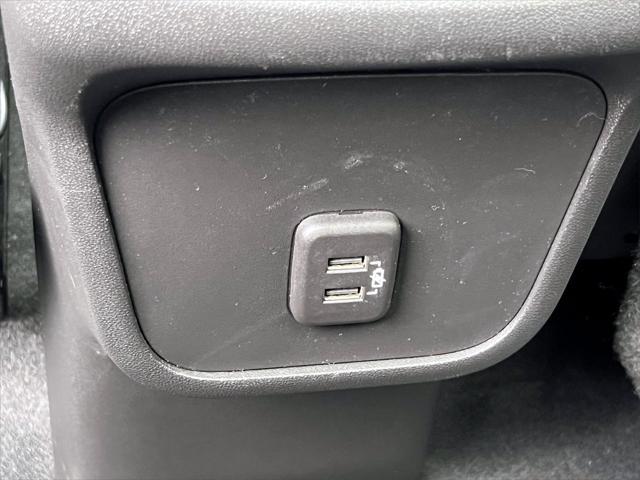 used 2022 Chevrolet Equinox car, priced at $21,054