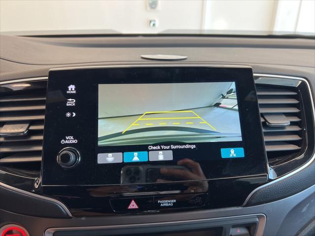 used 2022 Honda Pilot car, priced at $27,020