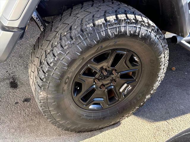 used 2018 Jeep Wrangler Unlimited car, priced at $27,254