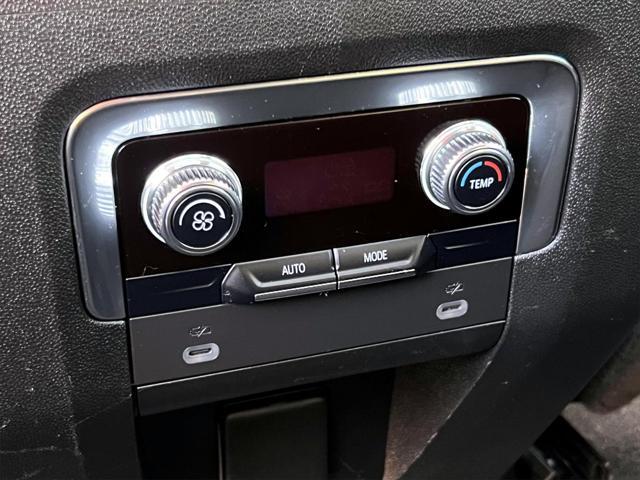 used 2023 GMC Yukon XL car, priced at $55,333