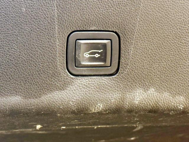 used 2019 Chevrolet Traverse car, priced at $15,991