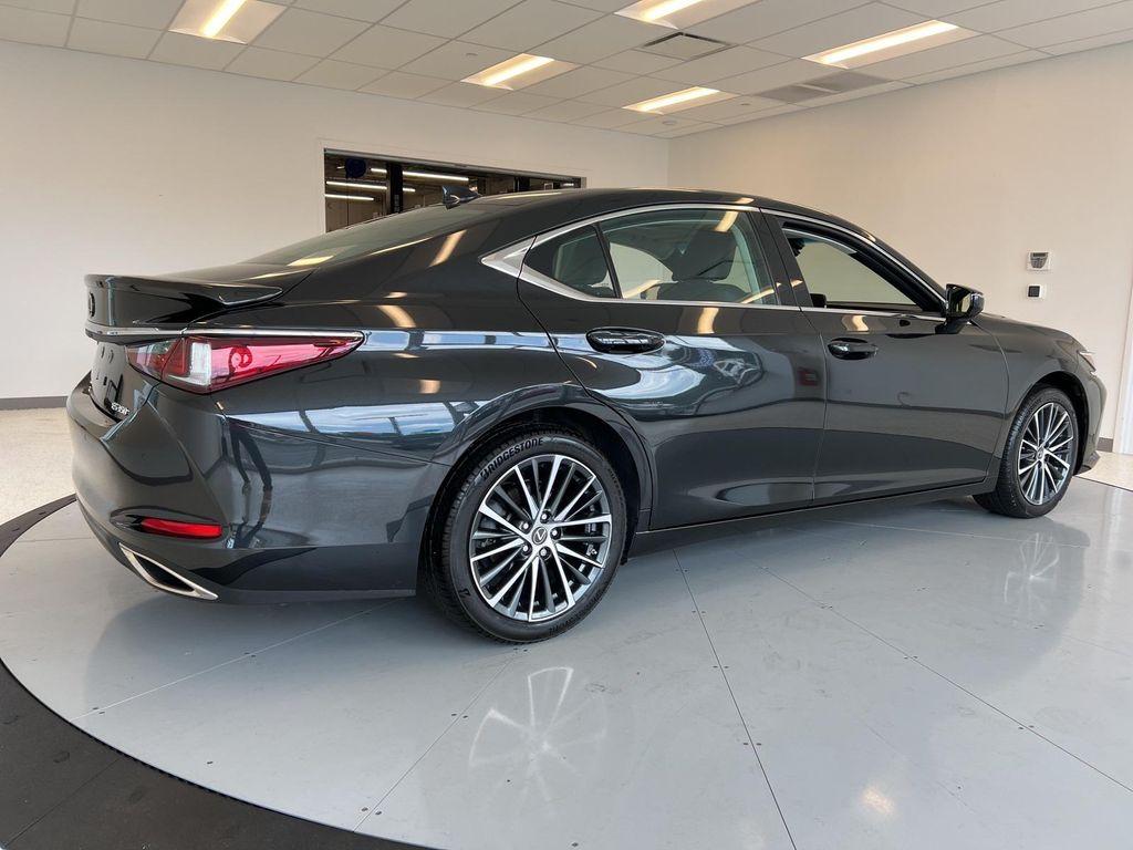 used 2022 Lexus ES 350 car, priced at $29,821