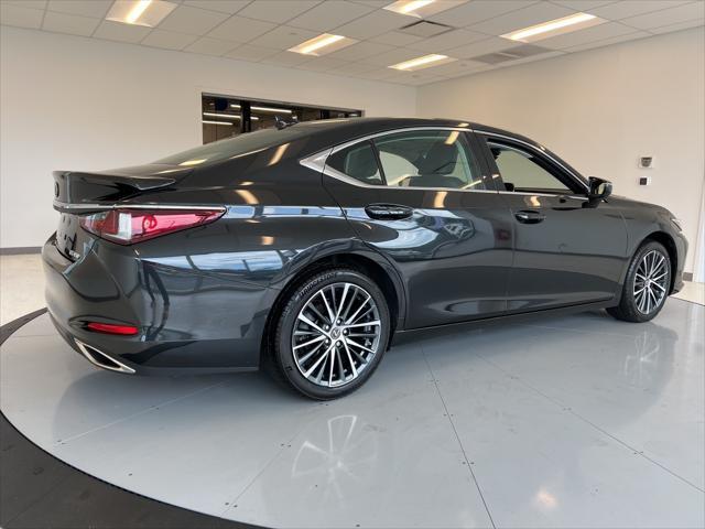 used 2022 Lexus ES 350 car, priced at $29,904