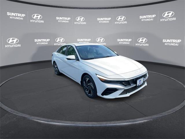new 2025 Hyundai Elantra car, priced at $27,200