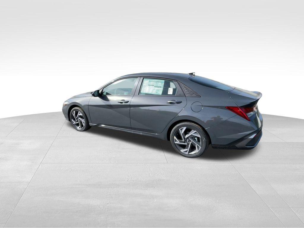 new 2025 Hyundai ELANTRA HEV car, priced at $25,536