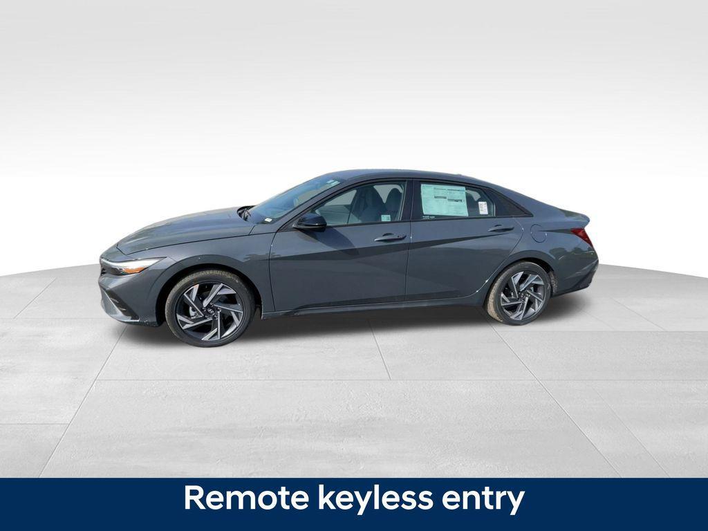 new 2025 Hyundai ELANTRA HEV car, priced at $25,536