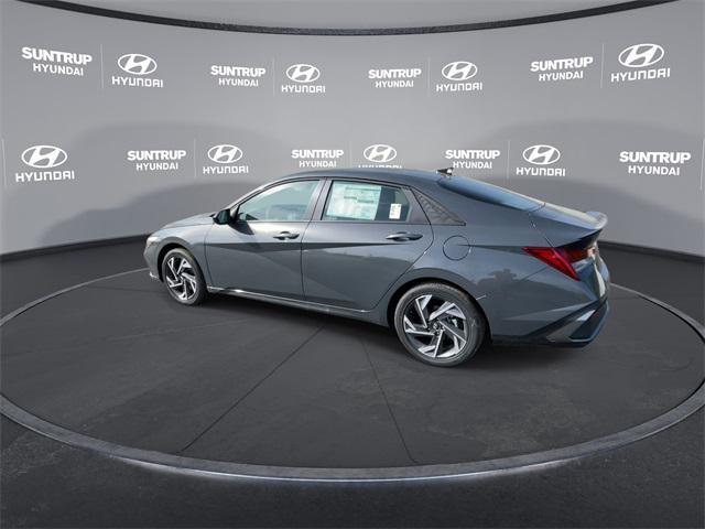 new 2025 Hyundai Elantra car, priced at $27,336