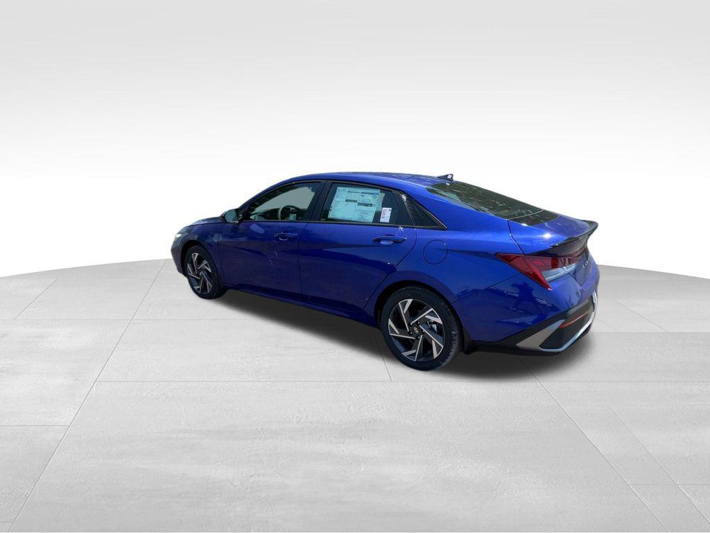 new 2025 Hyundai ELANTRA HEV car, priced at $25,481